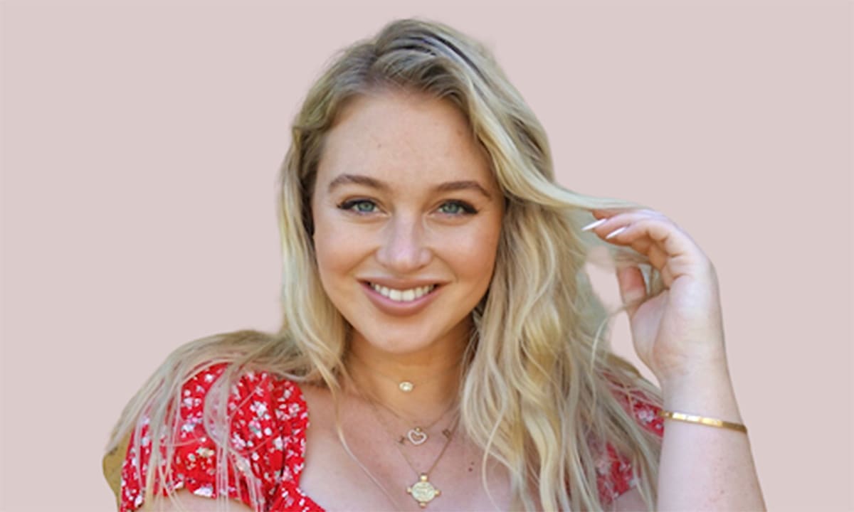 Iskra Lawrence Age Height Net Worth